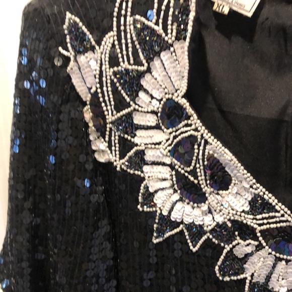 Sequin top black with white beading. Size XL - Picture 2 of 7
